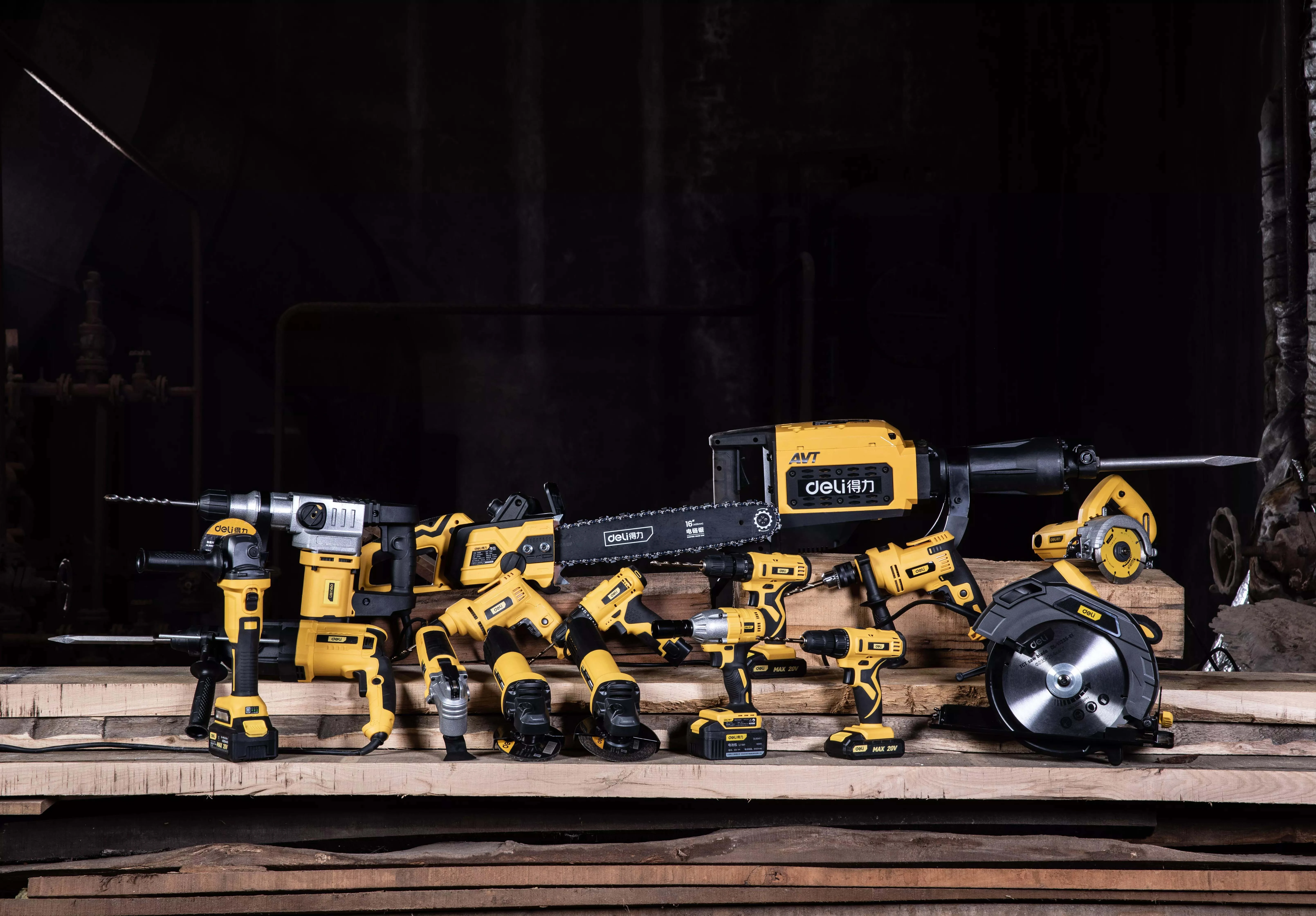 Piyé milih drill lithium-ion cordless?